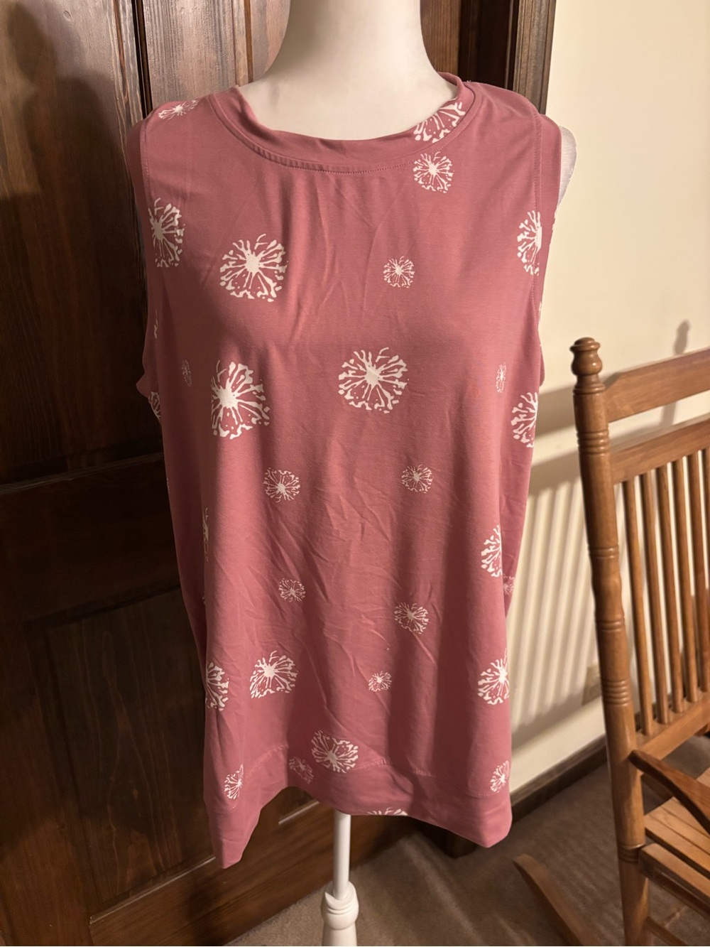 Sleeveless Dusty Rose Floral Print Tank Top